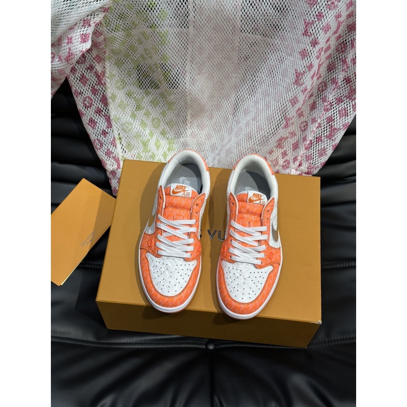 l**is V*t*n sneakers